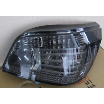 Πίσω φανάρια led BMW E60 (2003-2007) - φιμέ με led φλας - σετ 2τμχ. Πίσω φανάρια led BMW E60 (2003-2007) - φιμέ με led φλας - σετ 2τμχ.