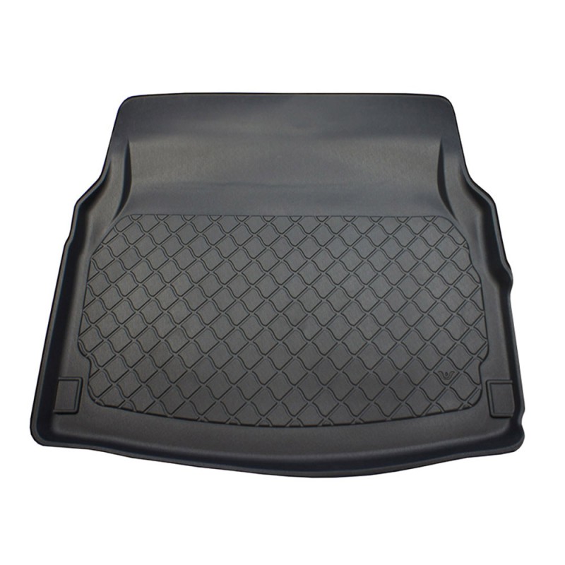 Πατάκι πορτ-μπαγκάζ Mercedes C W205 Sedan (2014-2020) back seat leaning forward (foldable); right wing removable for models with net - 1τμχ.