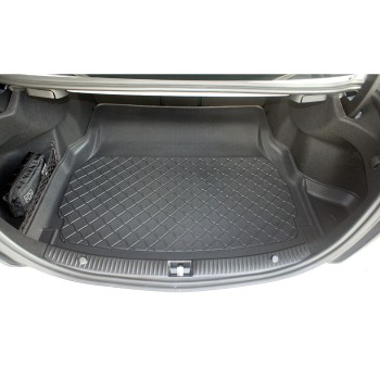 Πατάκι πορτ-μπαγκάζ Mercedes C W205 Sedan (2014-2020) back seat leaning forward (foldable); right wing removable for models with net - 1τμχ.