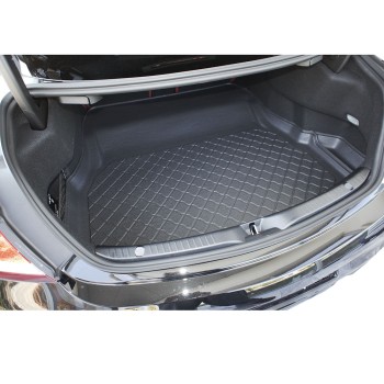 Πατάκι πορτ-μπαγκάζ Mercedes C W205 Coupe (2016-2020) right wing removable - 1τμχ.