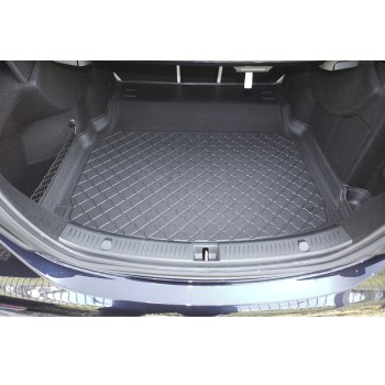 Πατάκι πορτ-μπαγκάζ Mercedes E W213 Limousine Sedan (2016-2023) back seat foldable / through-loading system - 1τμχ.