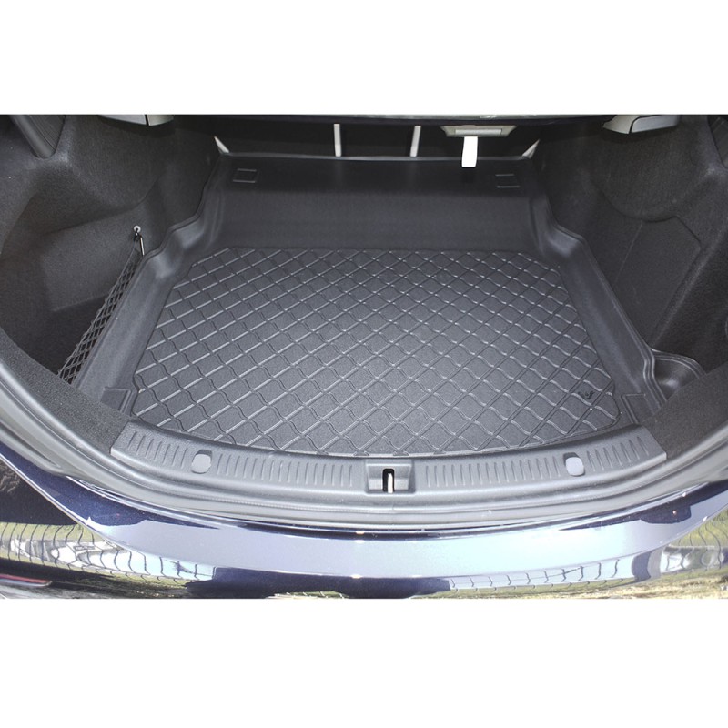Πατάκι πορτ-μπαγκάζ Mercedes E W213 Limousine Sedan (2016-2023) back seat foldable / through-loading system - 1τμχ.