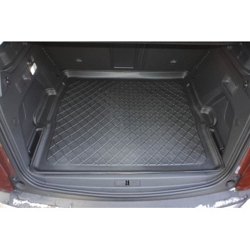 Πατάκι πορτ-μπαγκάζ Peugeot 3008 II SUV 5 door (2016-2023) / Opel Grandland X SUV 5 door (2017-2024) on adjustable boot floor in upper position (flat loading threshold) - 1τμχ. Πατάκι πορτ-μπαγκάζ Peugeot 3008 II SUV 5 door (2016-2023) / Opel Grandland X SUV 5 door (2017-2024) on adjustable boot floor in upper position (flat loading threshold) - 1τμχ.