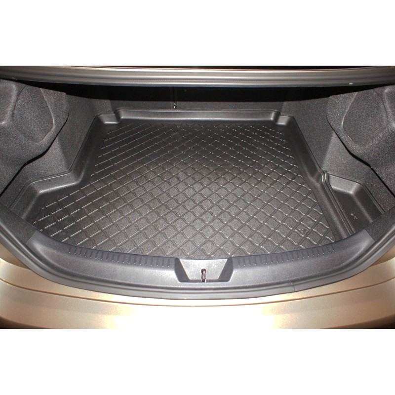 Πατάκι πορτ-μπαγκάζ Renault Megane GrandCoupé IV Sedan (2017+) right wing removable - 1τμχ.
