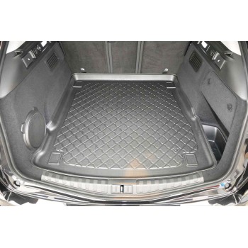Πατάκι πορτ-μπαγκάζ Alfa Romeo Stelvio (2017+) - With subwoofer - 1τμχ. Πατάκι πορτ-μπαγκάζ Alfa Romeo Stelvio (2017+) - With subwoofer - 1τμχ.