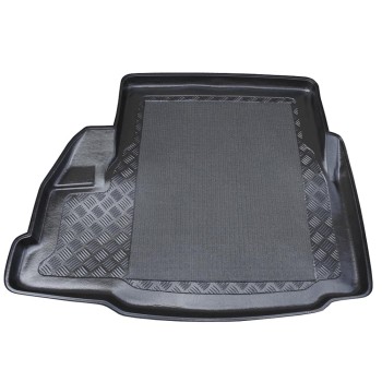 Πατάκι πορτ-μπαγκάζ BMW 3 E46 (1998-2005) - Sedan (with left wing) - 1τμχ. Πατάκι πορτ-μπαγκάζ BMW 3 E46 (1998-2005) - Sedan (with left wing) - 1τμχ.
