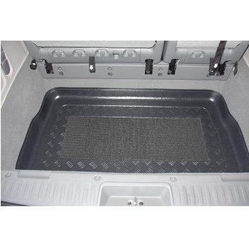 Πατάκι πορτ-μπαγκάζ Lancia Voyager (2011-2015) for space behind 3rd row of seats - 1τμχ. Πατάκι πορτ-μπαγκάζ Lancia Voyager (2011-2015) for space behind 3rd row of seats - 1τμχ.