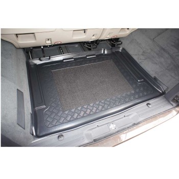 Πατάκι πορτ-μπαγκάζ Mercedes Viano Extra Long (wheelbase 3.430 mm) (2003-2014) behind 3rd row of seats - 1τμχ. Πατάκι πορτ-μπαγκάζ Mercedes Viano Extra Long (wheelbase 3.430 mm) (2003-2014) behind 3rd row of seats - 1τμχ.