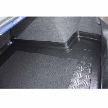 Πατάκι πορτ-μπαγκάζ Vw Passat B5 Sedan (1996-2005) - 1τμχ. Πατάκι πορτ-μπαγκάζ Vw Passat B5 Sedan (1996-2005) - 1τμχ.