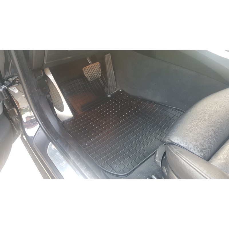 Λαστιχένια πατάκια BMW σειρά 3 E90 / E91 / E92 (2005-2013) - 4τμχ., Petex