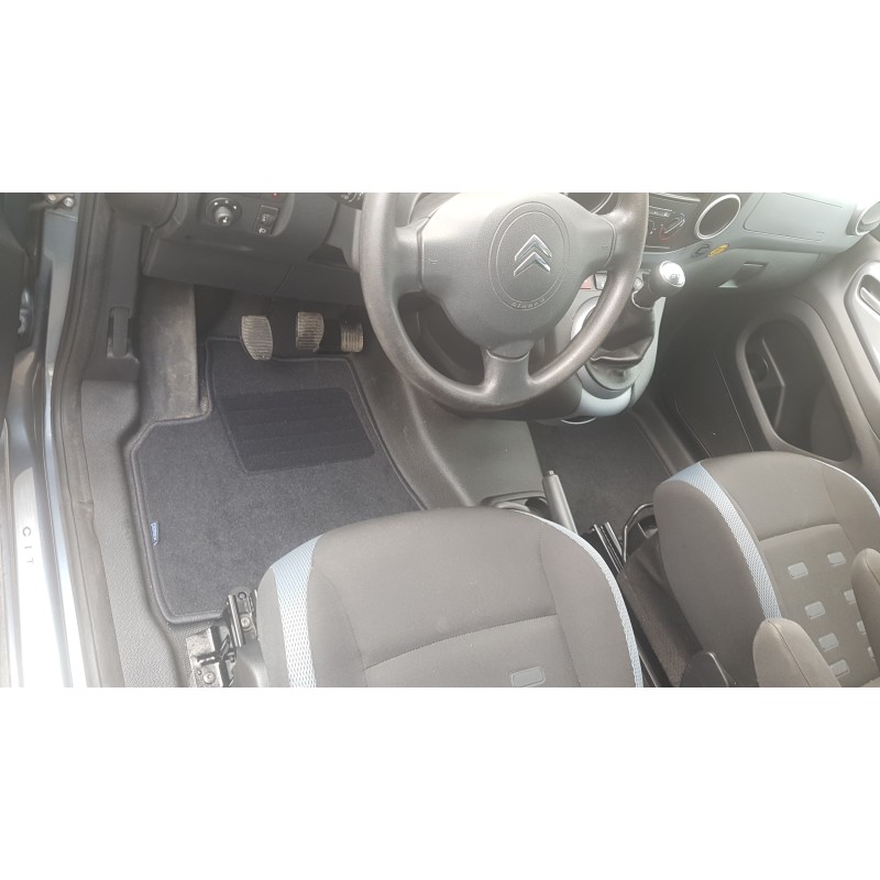 Πατάκια μοκέτα PEUGEOT Partner II / CITROEN Berlingo II (2008-2018) - 5 πορτο - 4τμχ., Petex