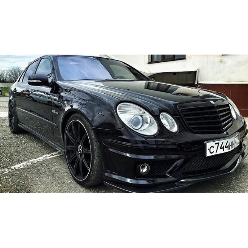 Προφυλακτήρας εμπρός Mercedes W211 E-Class (2002-2009) - AMG με μαύρη μάσκα και προβολάκια