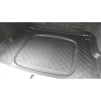 Πατάκι πορτ-μπαγκάζ AUDI A8 D4 (2010-2013) - With a mini spare tyre or tyre repair set - 1τμχ. Πατάκι πορτ-μπαγκάζ AUDI A8 D4 (2010-2013) - With a mini spare tyre or tyre repair set - 1τμχ.
