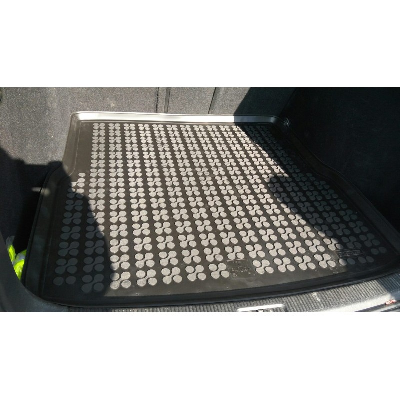 Πατάκι πορτ-μπαγκάζ VW Golf V (2007-2009) / Golf VI (2009-2013) - Combi - 1τμχ., Rezaw Plast