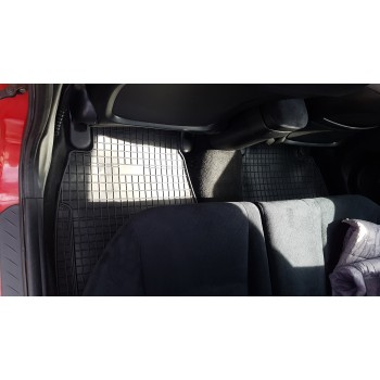 Λαστιχένια πατάκια HONDA Civic VIII (2006-2012) - hatchback - 4τμχ. Λαστιχένια πατάκια HONDA Civic VIII (2006-2012) - hatchback - 4τμχ.