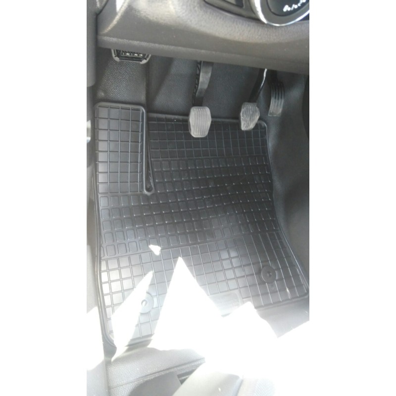 Λαστιχένια πατάκια Ford Transit Connect van (2014-2016) - 2τμχ., Petex