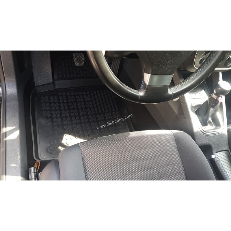 Λαστιχένια πατάκια VW Golf 5 και 6 / VW Jetta / Seat Leon και Toledo (2004-212) / VW Scirocco / Skoda Octavia 2 (2004-2013) - τύπου σκαφάκι - 4τμχ., Rezaw Plast