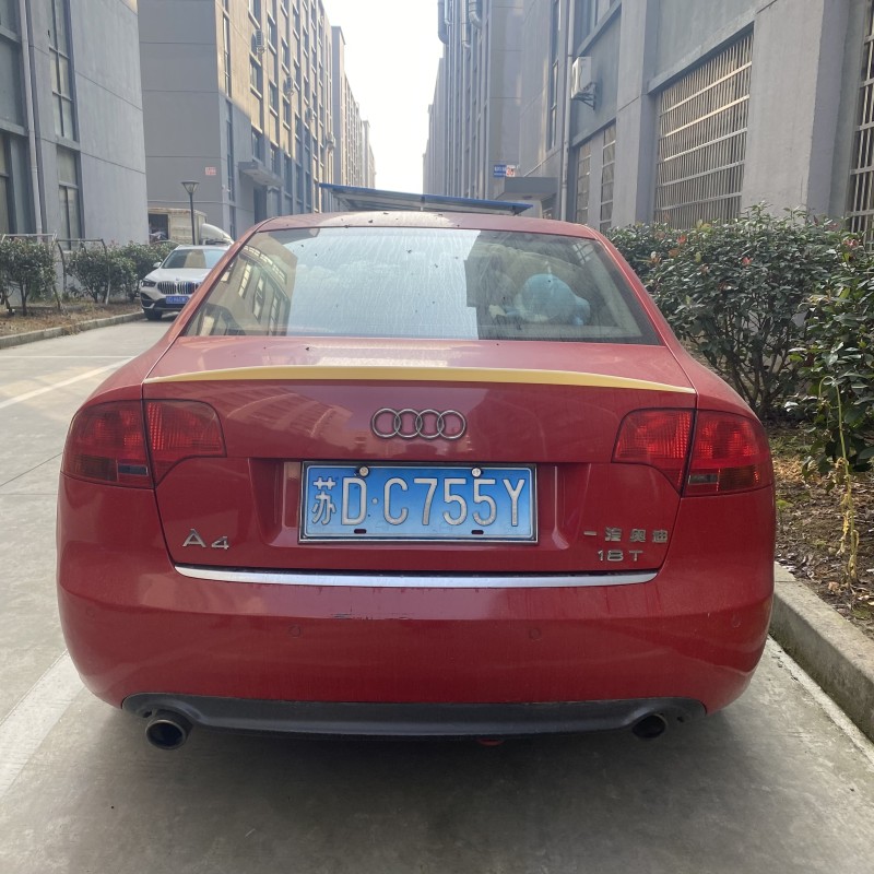 Αεροτομή πορτ-μπαγκάζ Audi A4 B6 / B7 (2001-2008) - μαύρη γυαλιστερή