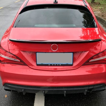 Αεροτομή πορτ-μπαγκάζ Mercedes W117 CLA (2013-2019) - μαύρη γυαλιστερή