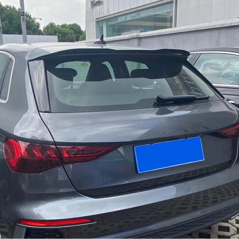 Αεροτομή οροφής Audi A3 (2021+) hatchback Max Style- μαύρη γυαλιστερή