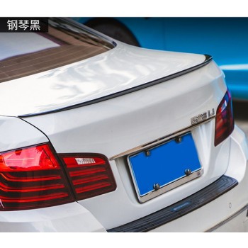 Αεροτομή πορτ-μπαγκάζ BMW F10 (2010-2016) M5 Style - μαύρη γυαλιστερή