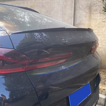 Αεροτομή πορτ-μπαγκάζ BMW X6 G06 (2020+) - μαύρη γυαλιστερή