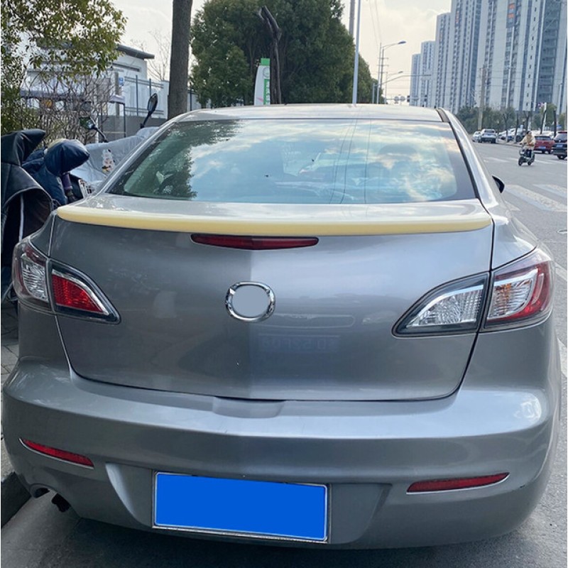 Αεροτομή πορτ-μπαγκάζ Mazda 6 (2011-2013) - μαύρη γυαλιστερή