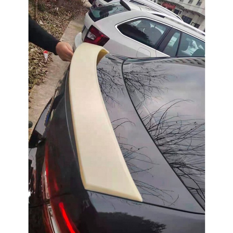 Αεροτομή πορτ-μπαγκάζ Skoda Octavia (2020+) RS Style - μαύρη γυαλιστερή