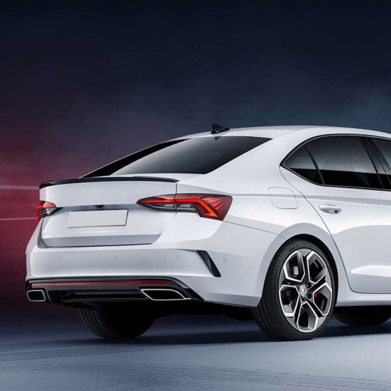 Αεροτομή πορτ-μπαγκάζ Skoda Octavia (2020+) VRS Style - μαύρη γυαλιστερή