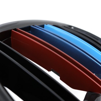 Καρδιές μάσκας BMW E90 με διπλή γρίλια (2005-2008) - tri color - 2τμχ. Καρδιές μάσκας BMW E90 με διπλή γρίλια (2005-2008) - tri color - 2τμχ.