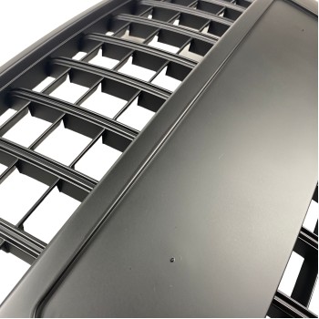 Μάσκα Audi Q7 (2005-2009) - μαύρη ματ S-Line Design, χωρίς σήμα Μάσκα Audi Q7 (2005-2009) - μαύρη ματ S-Line Design, χωρίς σήμα