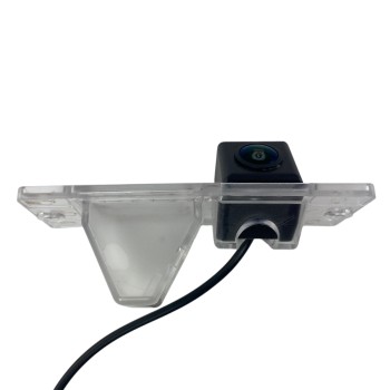 Κάμερα οπισθοπορείας Mitsubishi Pajero/Zinger/L200(2001+) Κάμερα οπισθοπορείας Mitsubishi Pajero/Zinger/L200(2001+)