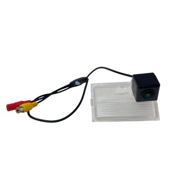 Κάμερα οπισθοπορείας Land Rover Freelander / Discovery 2,3,4 / Range Rover Sport. Κάμερα οπισθοπορείας Land Rover Freelander / Discovery 2,3,4 / Range Rover Sport.