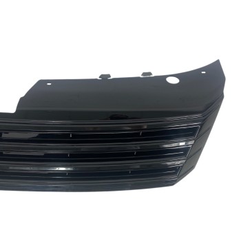 Μάσκα Vw Passat 3C (2010-2015) - μαύρη, χωρίς σήμα