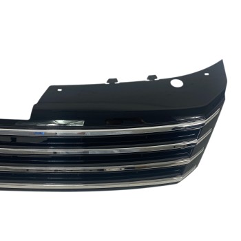 Μάσκα Vw Passat 3C (2010-2015) - μαύρη με πλαίσιο χρωμίου, χωρίς σήμα