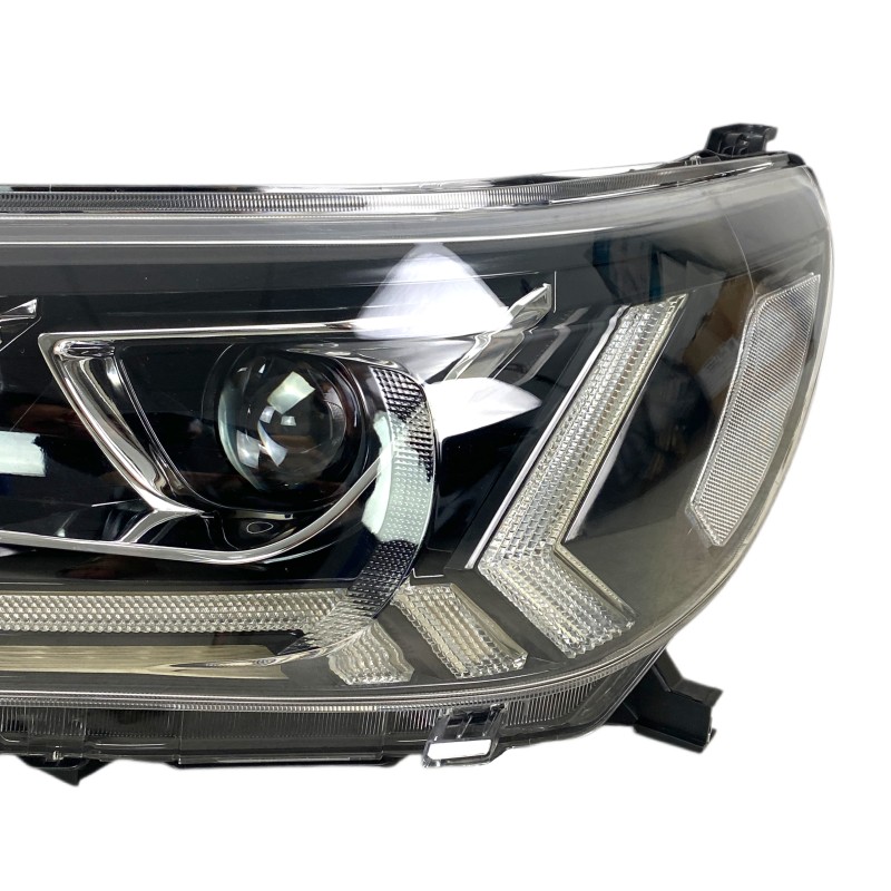 Φανάρια εμπρός Toyota Hilux (2015-2020), led με φώτα ημέρας με H7 / H1 λάμπες - σετ 2τμχ.