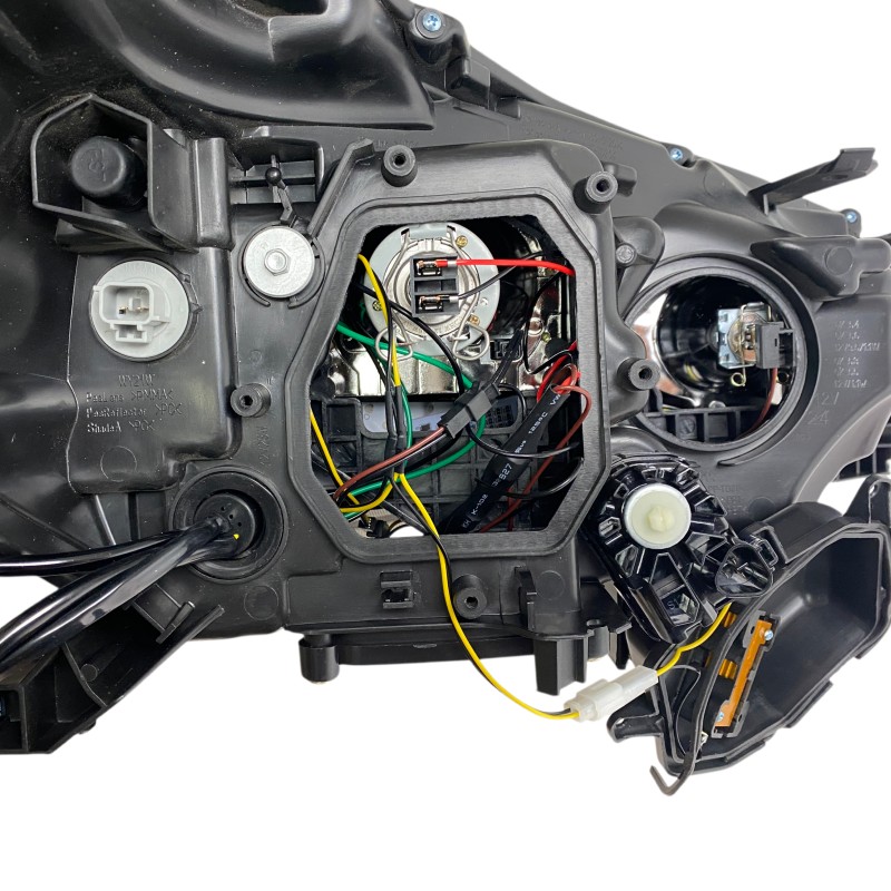 Φανάρια εμπρός Toyota Hilux (2015-2020), led με φώτα ημέρας με H7 / H1 λάμπες - σετ 2τμχ.
