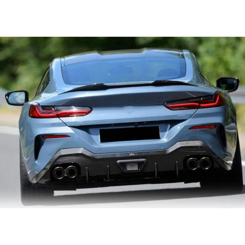 Αεροτομή πορτ μπαγκάζ BMW G16 / F93 (2018+) gran coupe, V design - μαύρη γυαλιστερή
