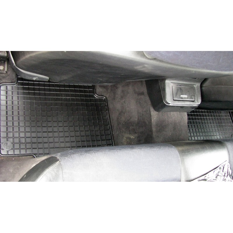 Λαστιχένια πατάκια BMW σειρά 3 E36 (1991-1999) - 4τμχ., Petex