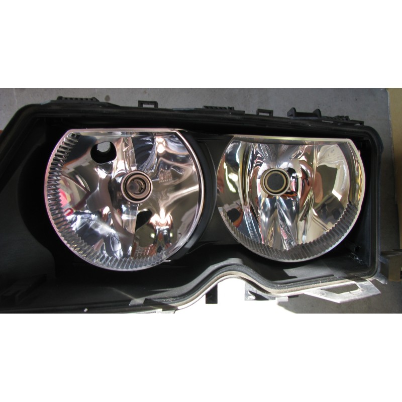 Bi xenon προτζέκτορες BMW E46 Morimoto Mini μεταλλικοί με εργοστασιακό σχεδιασμό - retrofit 2 τμχ.