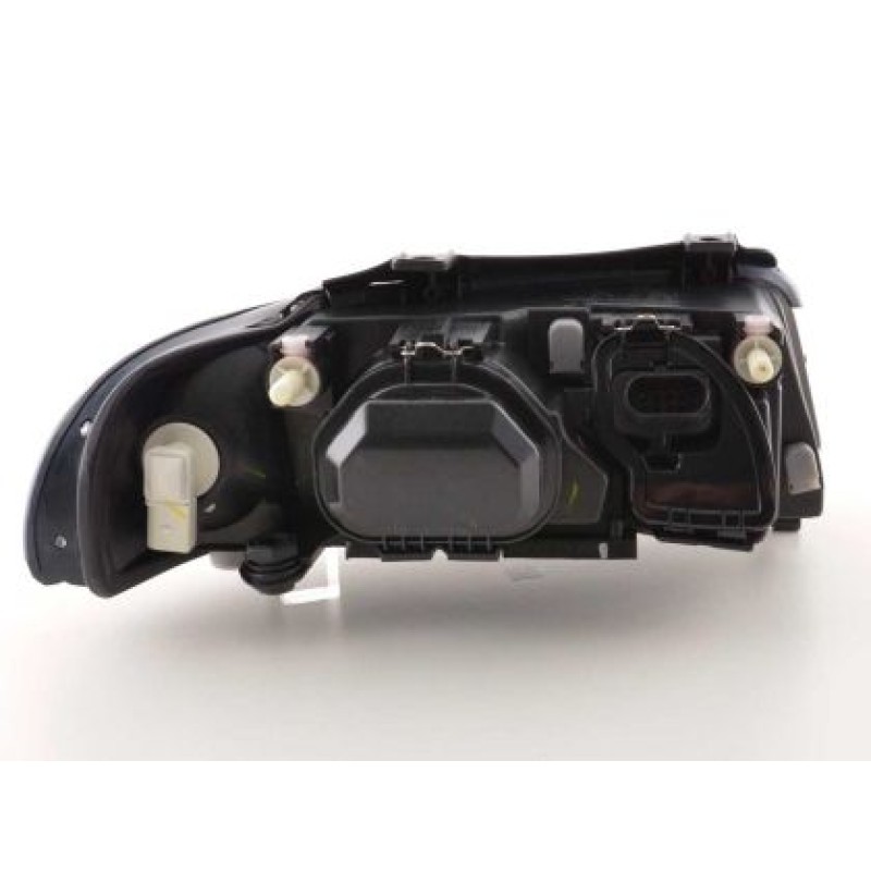 Φανάρια εμπρός angel eyes για Audi A4 (1999-2001) - μαύρα , χωρίς λάμπες (Η7) - σετ 2τμχ. Φανάρια εμπρός angel eyes για Audi A4 (1999-2001) - μαύρα , χωρίς λάμπες (Η7) - σετ 2τμχ.