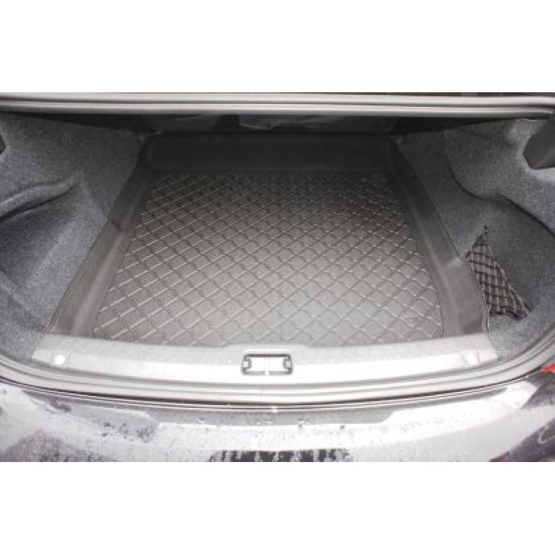 Πατάκι λαστιχένιο για πορτ - μπαγκάζ για Volvo S90 Limousine 2WD + 4WD (AWD) Sedan (2016+) with a mini spare tyre - 1τμχ. Πατάκι λαστιχένιο για πορτ - μπαγκάζ για Volvo S90 Limousine 2WD + 4WD (AWD) Sedan (2016+) with a mini spare tyre - 1τμχ.