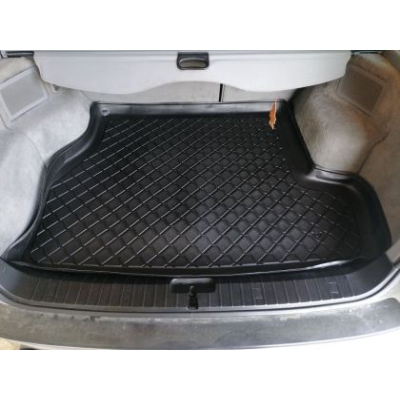 Πατάκι πορτ μπαγκάζ GRD BMW 3 E46 Touring / Combi - with navi - 1τμχ. Πατάκι πορτ μπαγκάζ GRD BMW 3 E46 Touring / Combi - with navi - 1τμχ.