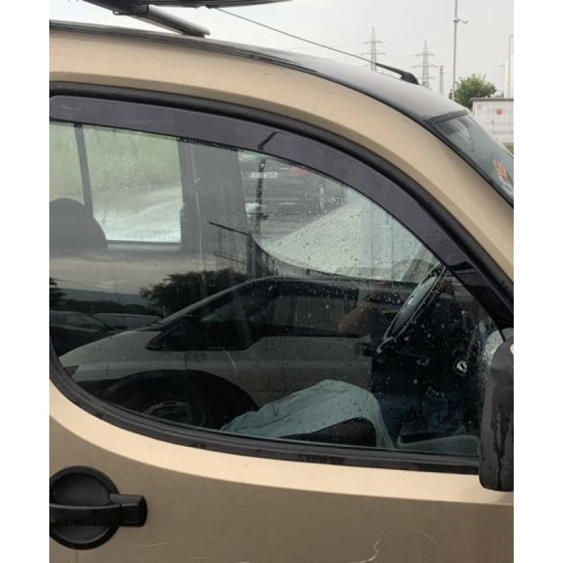Ανεμοθραύστες για Fiat Doblo II (2001-2010) - 2 τμχ. εμπρός Ανεμοθραύστες για Fiat Doblo II (2001-2010) - 2 τμχ. εμπρός