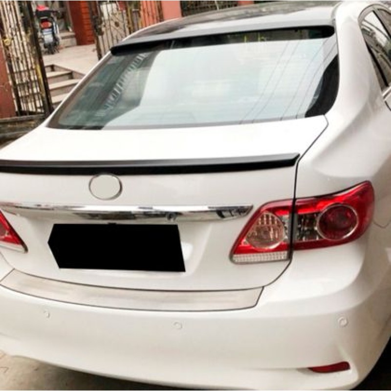 Αεροτομή οροφής Toyota Corolla (2012+) - μαύρη γυαλιστερή