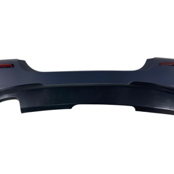 Πίσω προφυλακτήρας BMW F10 - M pack design με ή χωρίς ανοίγματα parktronic
