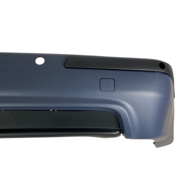 Πίσω προφυλακτήρας BMW E39 sedan με μονό diffuser - M5 design με ανοίγματα parktronic