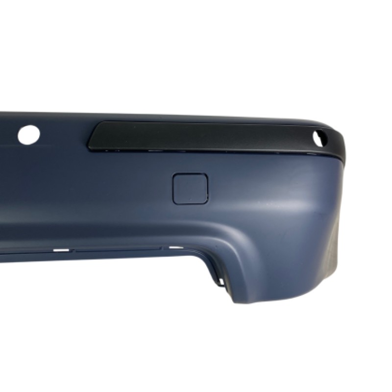 Πίσω προφυλακτήρας BMW E39 sedan με μονό diffuser - M5 design με ανοίγματα parktronic