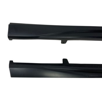 Μαρσπιέ Vw Golf 8 - R-line design Μαρσπιέ Vw Golf 8 - R-line design