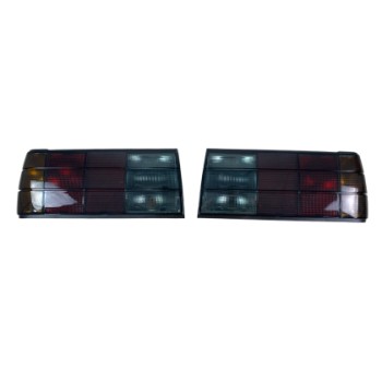 Πίσω φανάρια BMW E30 (1988-1991) - μαύρα χρωμίου - σετ 2τμχ. Πίσω φανάρια BMW E30 (1988-1991) - μαύρα χρωμίου - σετ 2τμχ.